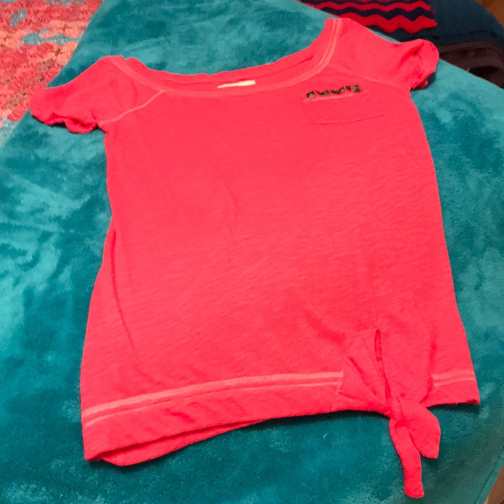 Hollister top